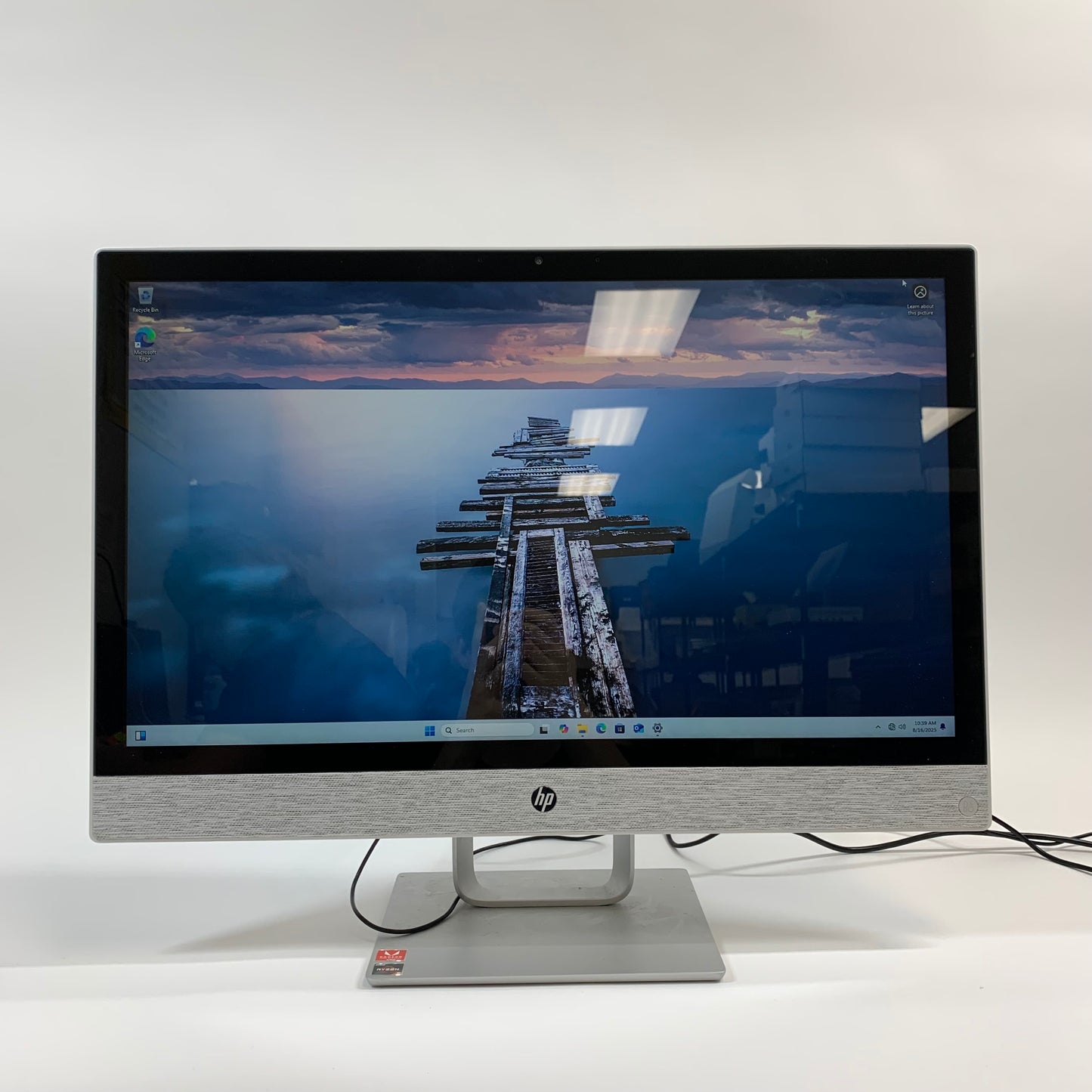 HP Pavillion 24 3LB39AA 24" Ryzen 5 2500U 2.00GHz 8GB RAM Vega 8