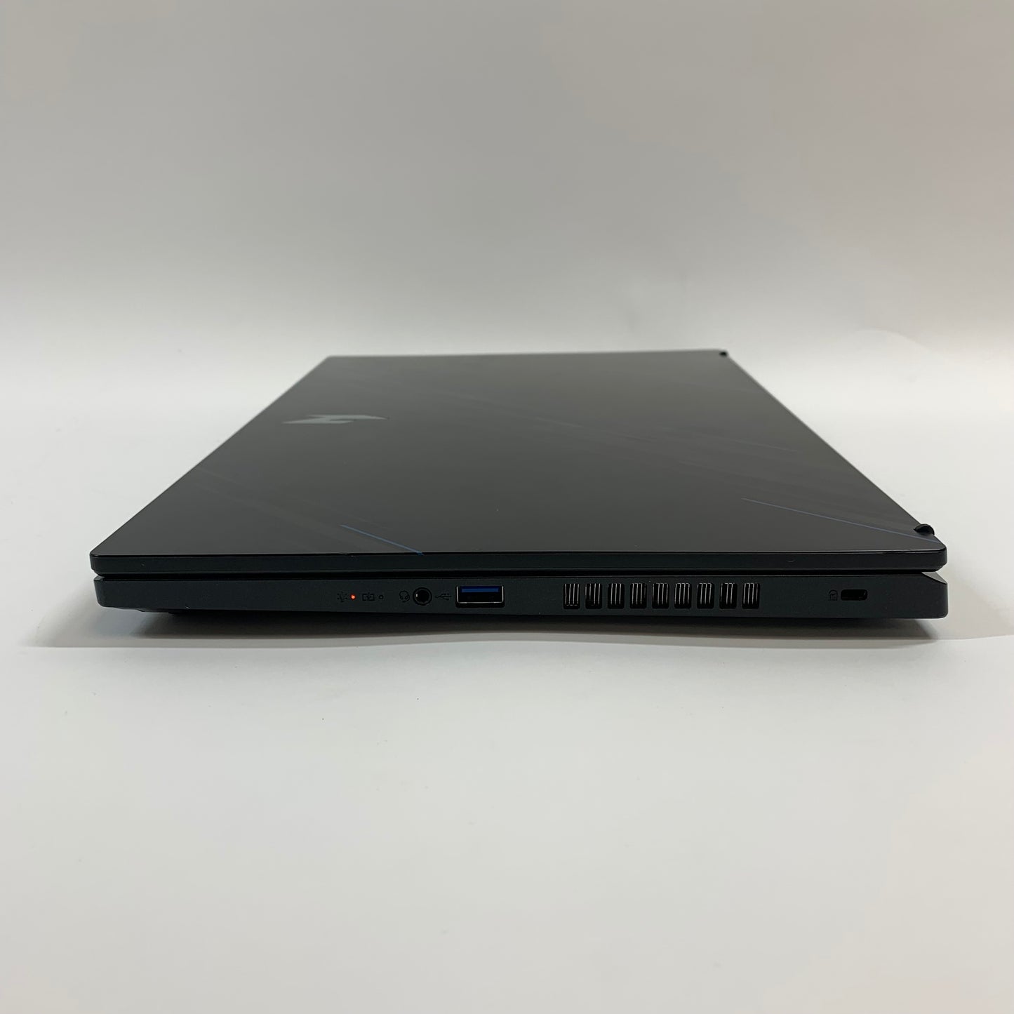 Acer Nitro V 15 15.6" i5-13420H 2.1GHz 8GB RAM 512GB SSD GeForce RTX 4050