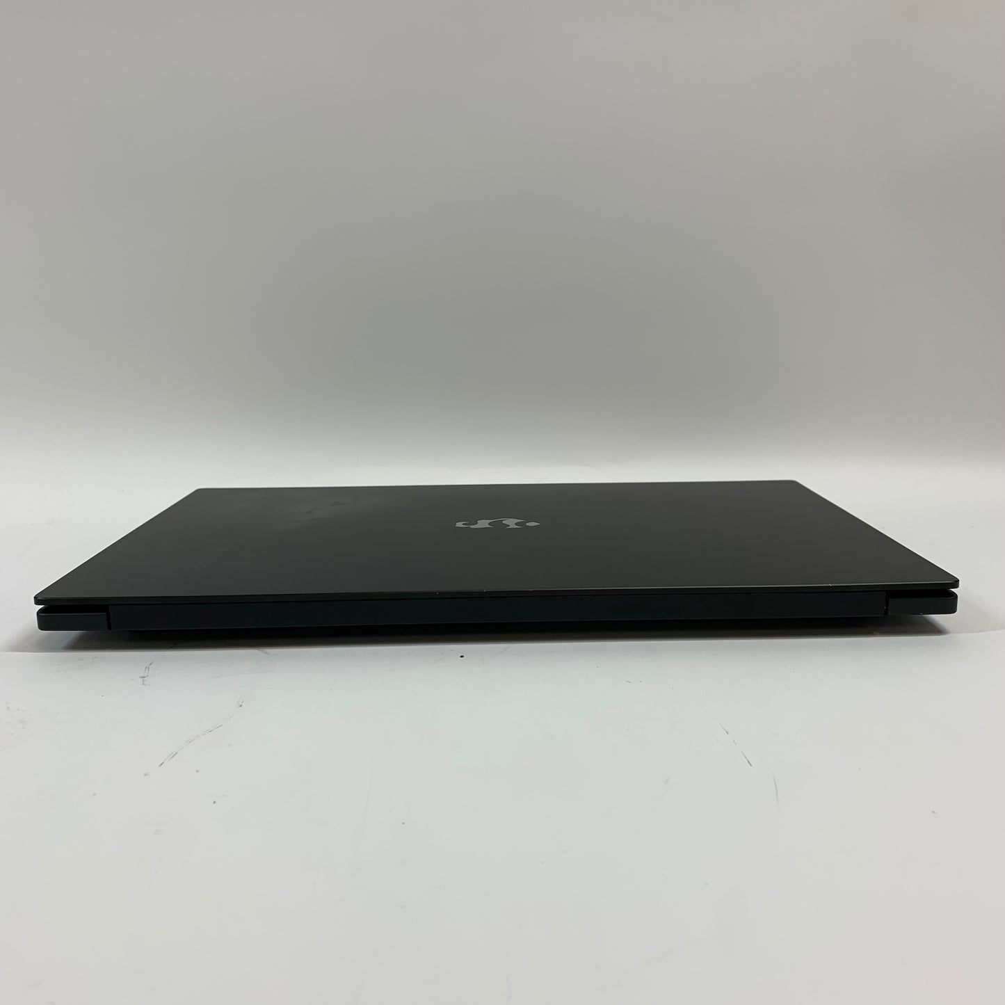 Nimo N172 17.3" Ryzen 9 Pro 6950H 3.3GHz 32GB RAM 1TB SSD