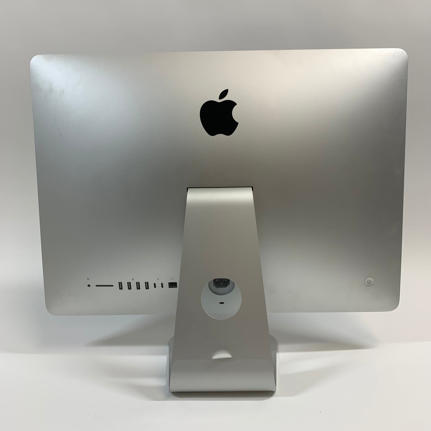 2019 Apple iMac 21.5" i3 3.6GHz 8GB RAM 1TB HDD Silver MRT32LL/A
