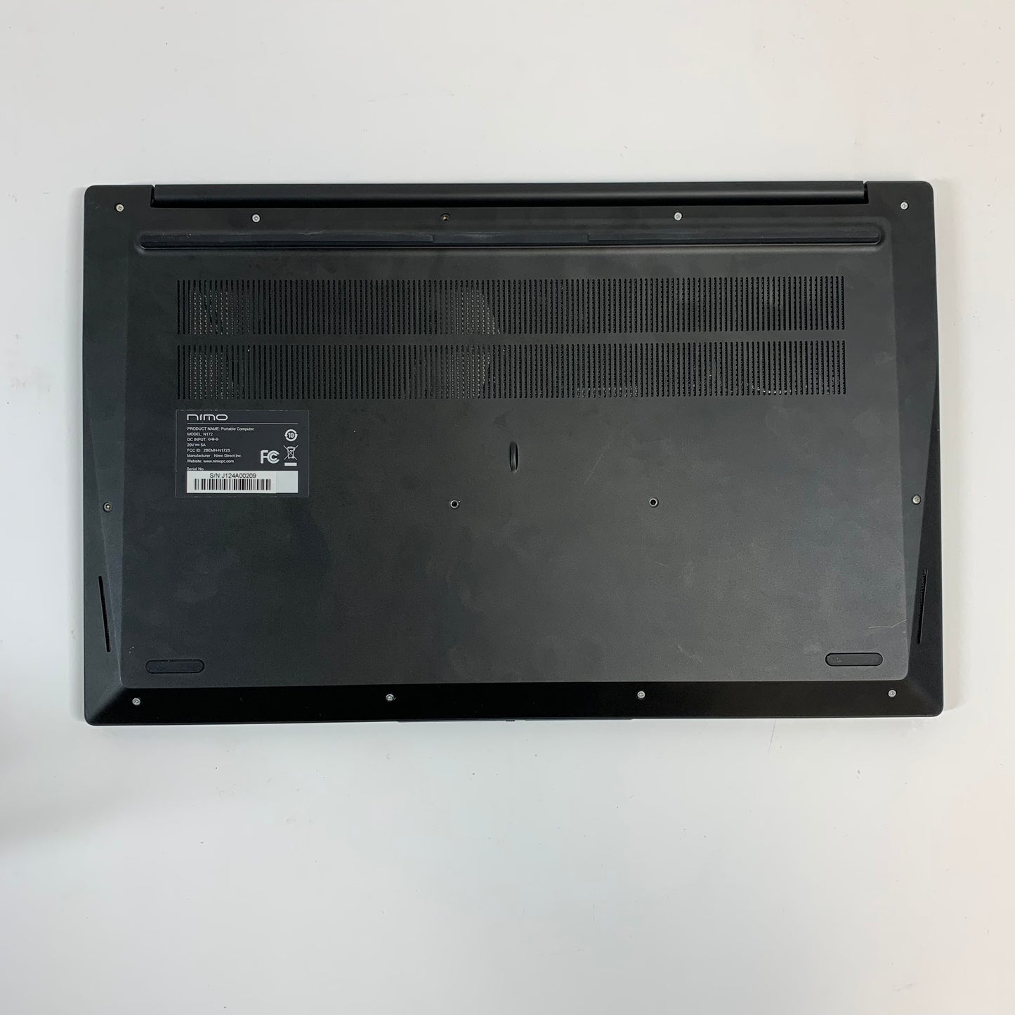 Nimo N172 17.3" Ryzen 9 Pro 6950H 3.3GHz 32GB RAM 1TB SSD