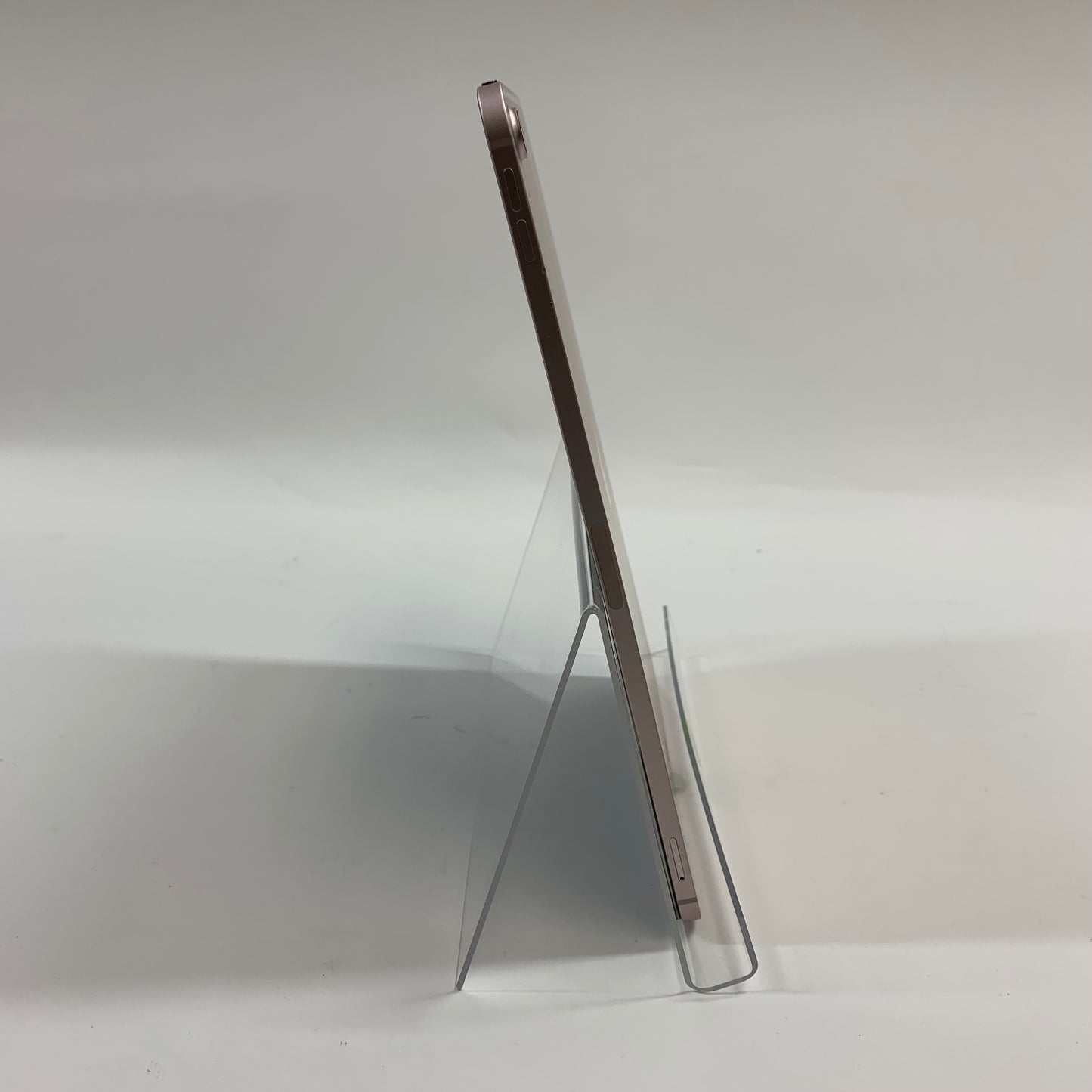 Apple iPad Air 5th Gen 256GB 17.5.1 Pink MM723LL/A (FOR PARTS)