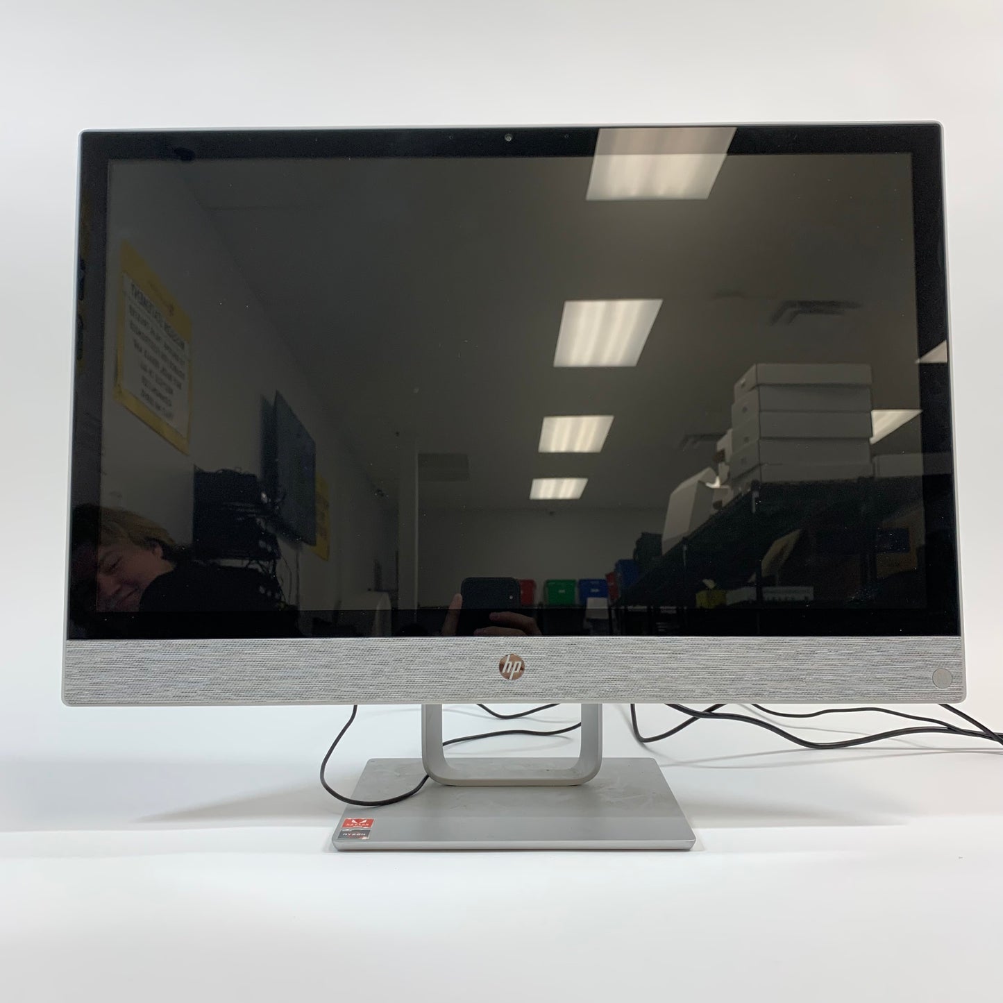 HP Pavillion 24 3LB39AA 24" Ryzen 5 2500U 2.00GHz 8GB RAM Vega 8