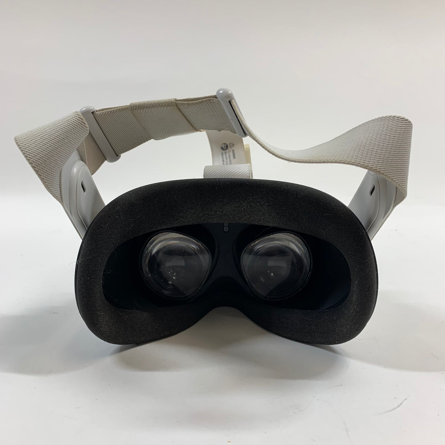 Meta Quest 2 128GB Virtual Reality Headset KW49CM