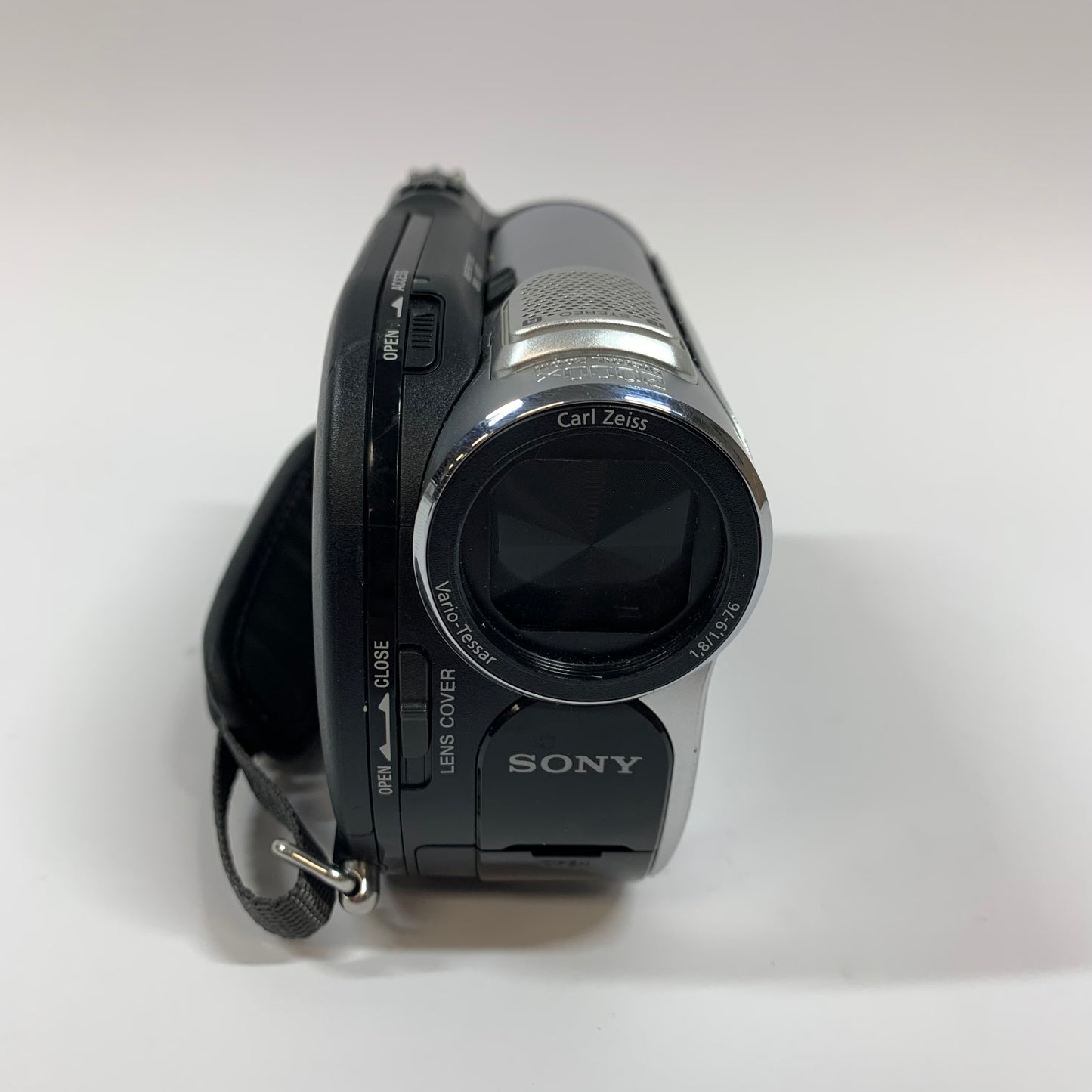 Broken Sony Handycam Digital Video Camcorder DCR-DVD108 NO DVD ACCESS