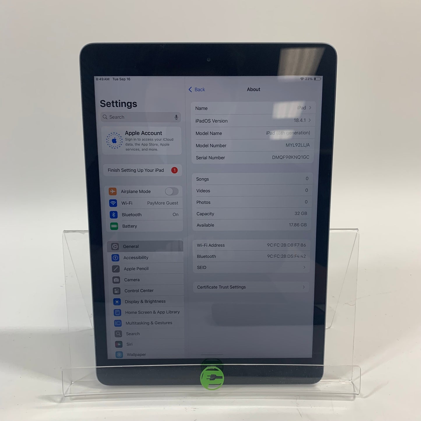 WiFi Only Apple iPad 8th Gen 32GB 18.4.1 Space gray MYL92LL/A