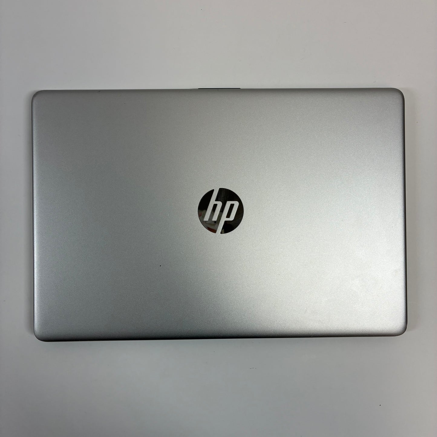 HP Laptop 15-DY2702DX 15" i3-1115G4 2.9GHz 8GB RAM 256GB SSD
