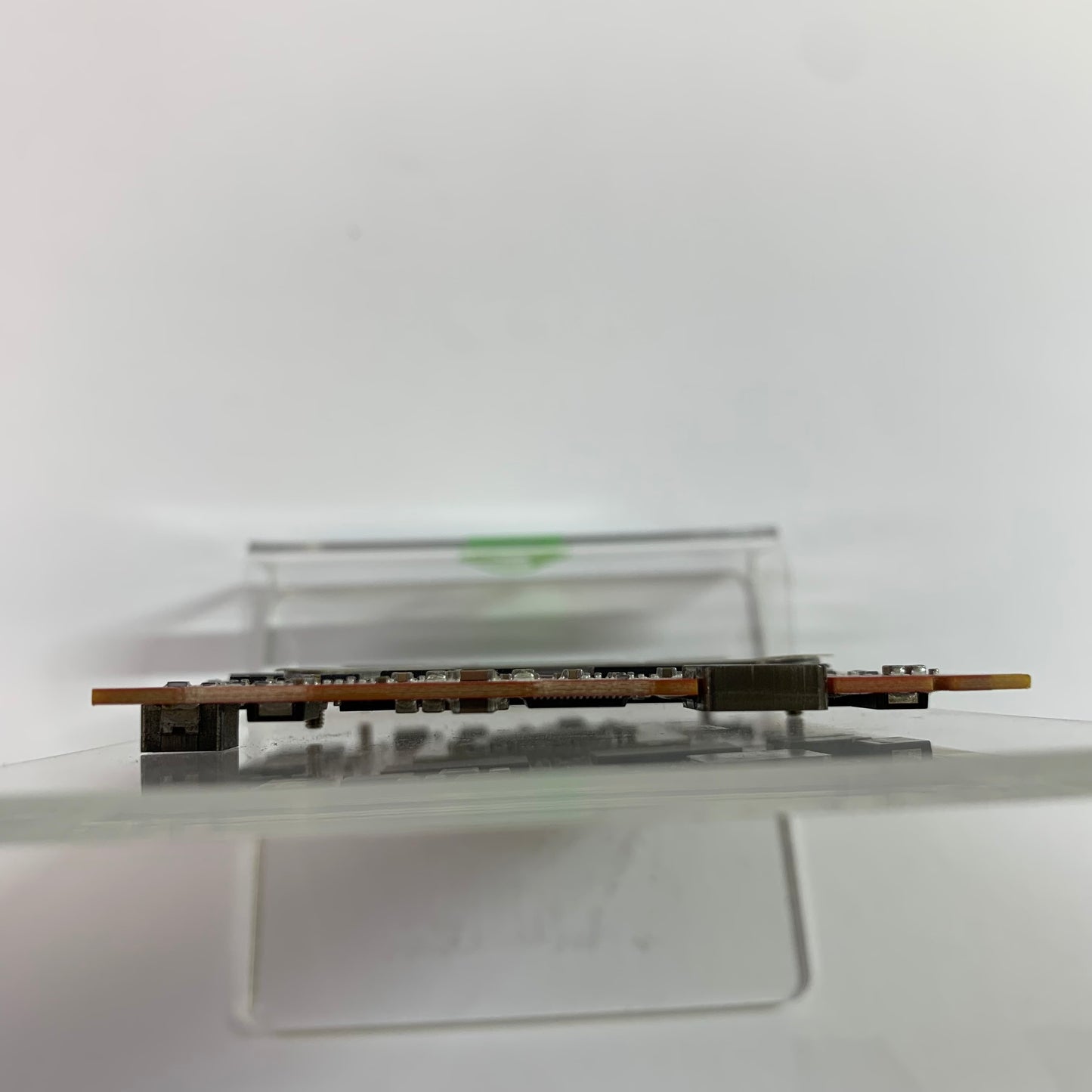 AMD Lot of 2 x radeon hd 7650a 2GB DDR3 Graphics Card 687445-001