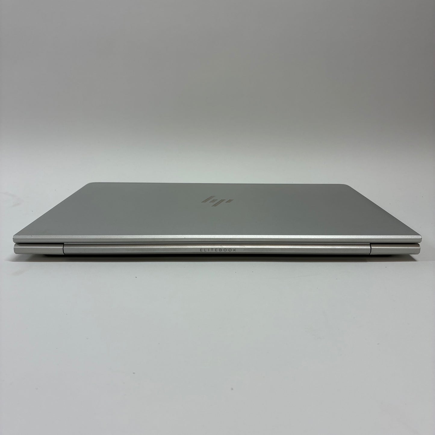 HP EliteBook 840 G7 14" i5-10210U 1.6GHz 16GB RAM 256GB SSD (w/ HP Sure View Integrated Privacy Screen)