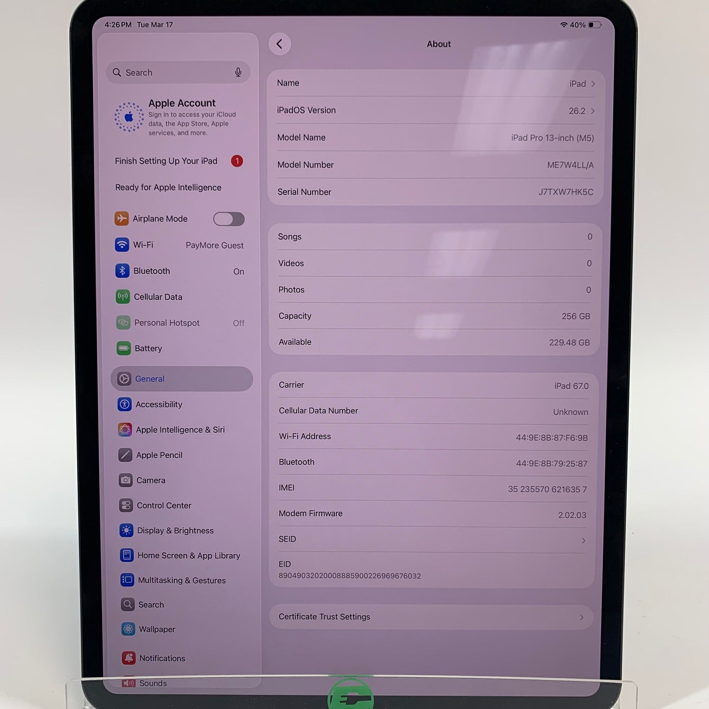 Unlocked Apple iPad Pro 13" M5 256GB Space Black ME7W4LL/A