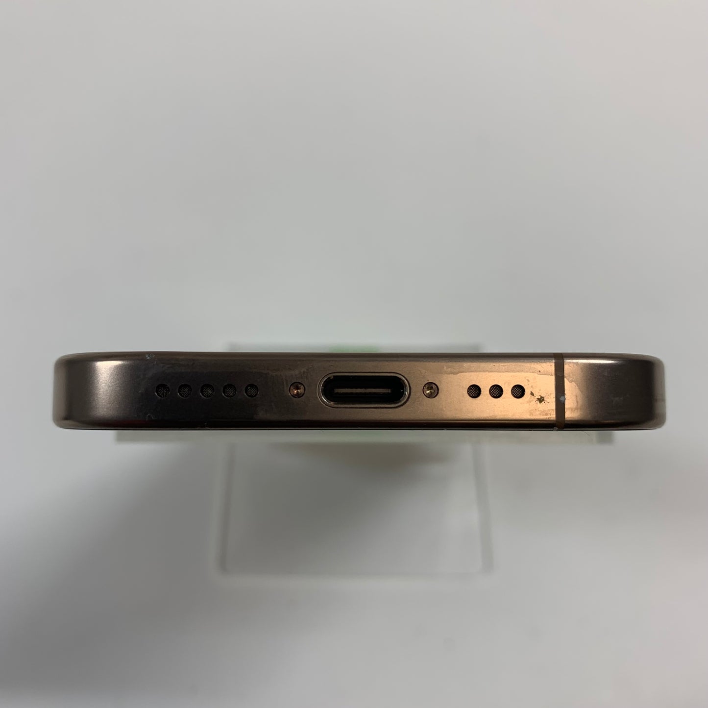 Unlocked Apple iPhone 16 Pro 256GB 18.3.2 Desert Titanium MYMJ3LL/A