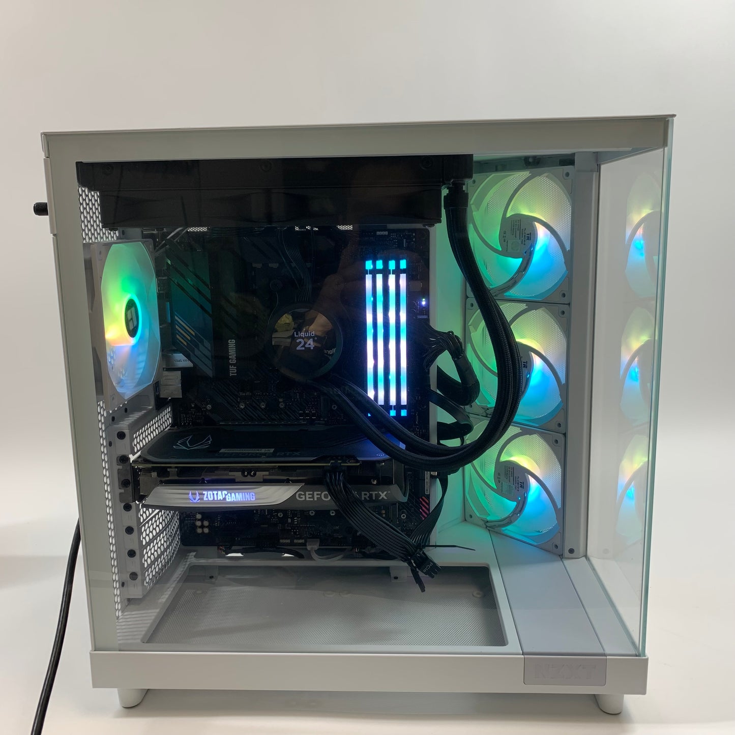 NZXT Custom Ryzen 7 5800X3D 3.40GHz 32GB RAM 256GB SSD ZOTAC GeForce RTX 4060 Ti