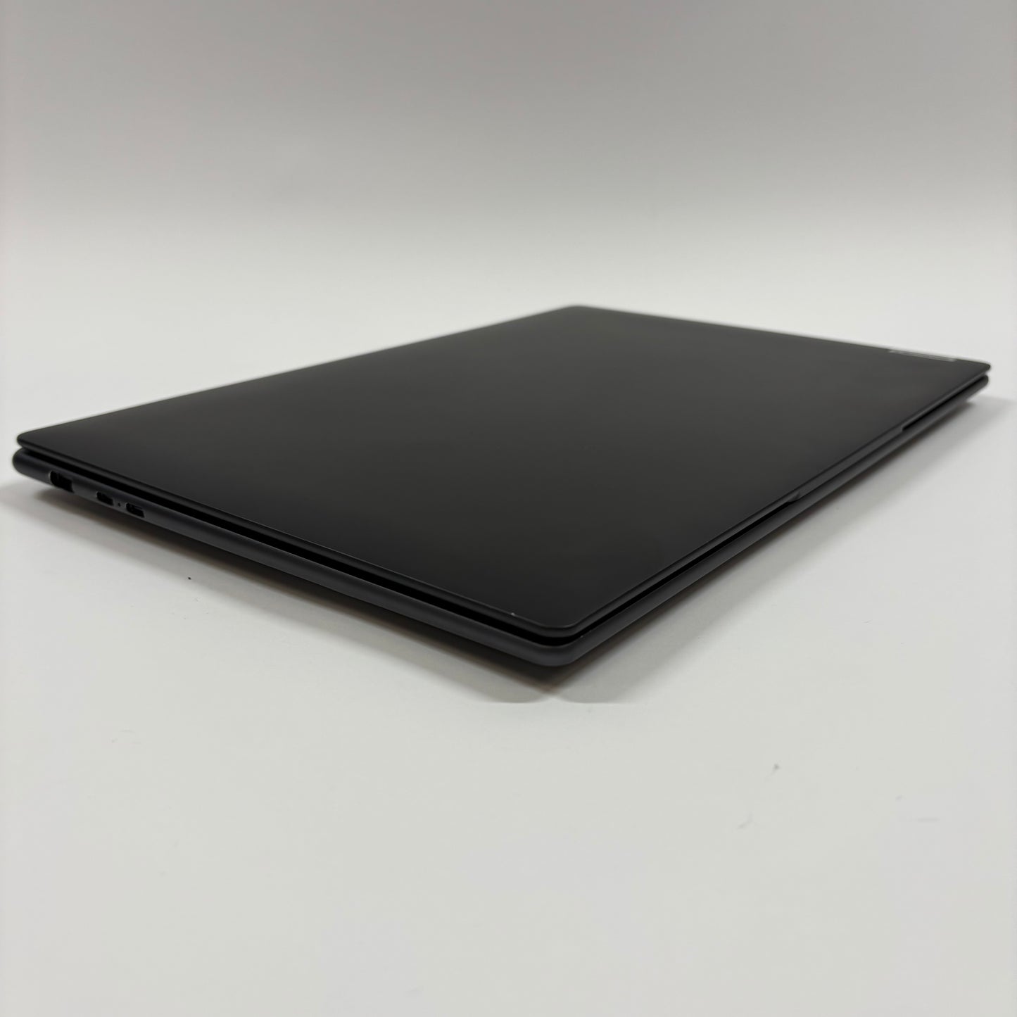 Lenovo Slim 7 Pro X 14ARH7 14.5" Ryzen 9 6900HS 3.3GHz 32GB RAM 1TB SSD RTX 3050