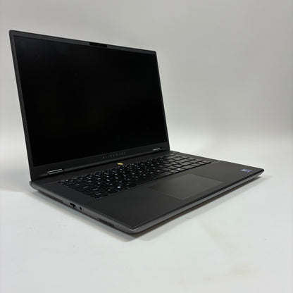 Alienware m16 R2 15" Core Ultra 7 155H 1.4GHz 16GB RAM 1TB SSD GeForce RTX 4070