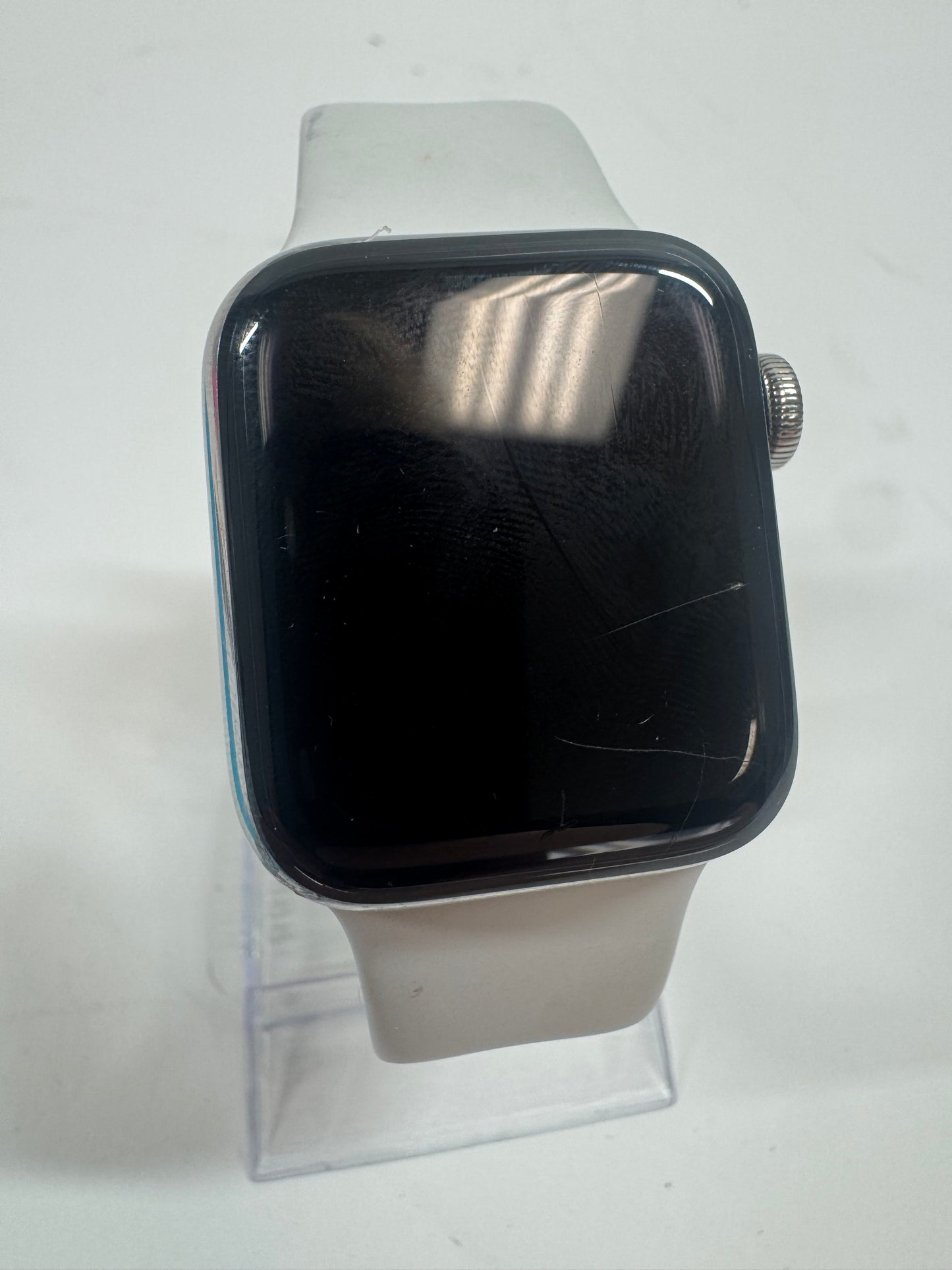 Unlocked Apple Watch Series 6 40MM Silver Aluminum A2293