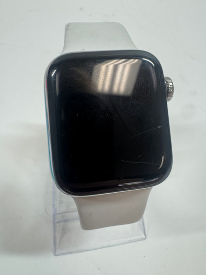 Unlocked Apple Watch Series 6 40MM Silver Aluminum A2293