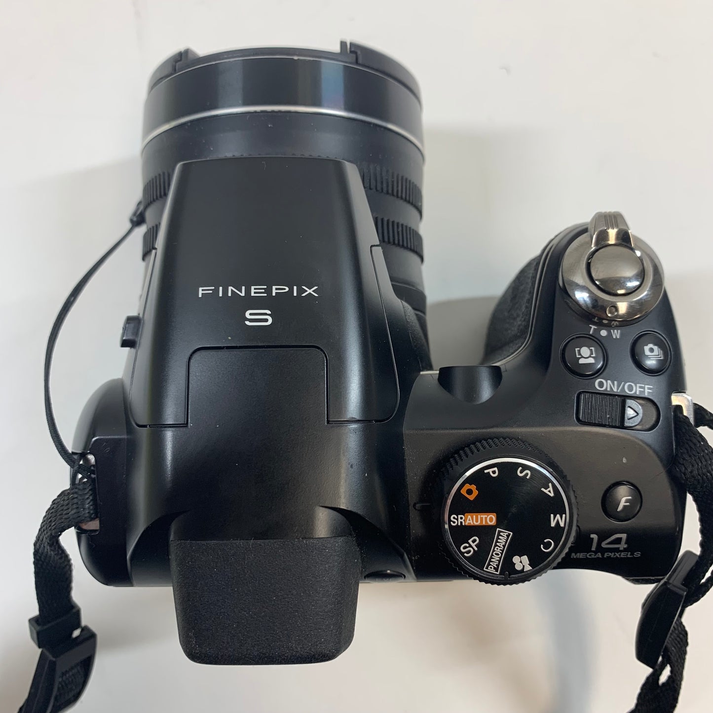 Fujifilm Finepix S 14MP Digital Camera