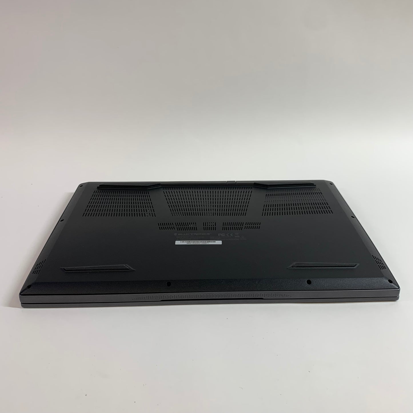 Eluktronics Max-15 15.6" Ryzen 7 4800H 16GB RAM 1.5TB SSD GeForce RTX 3060