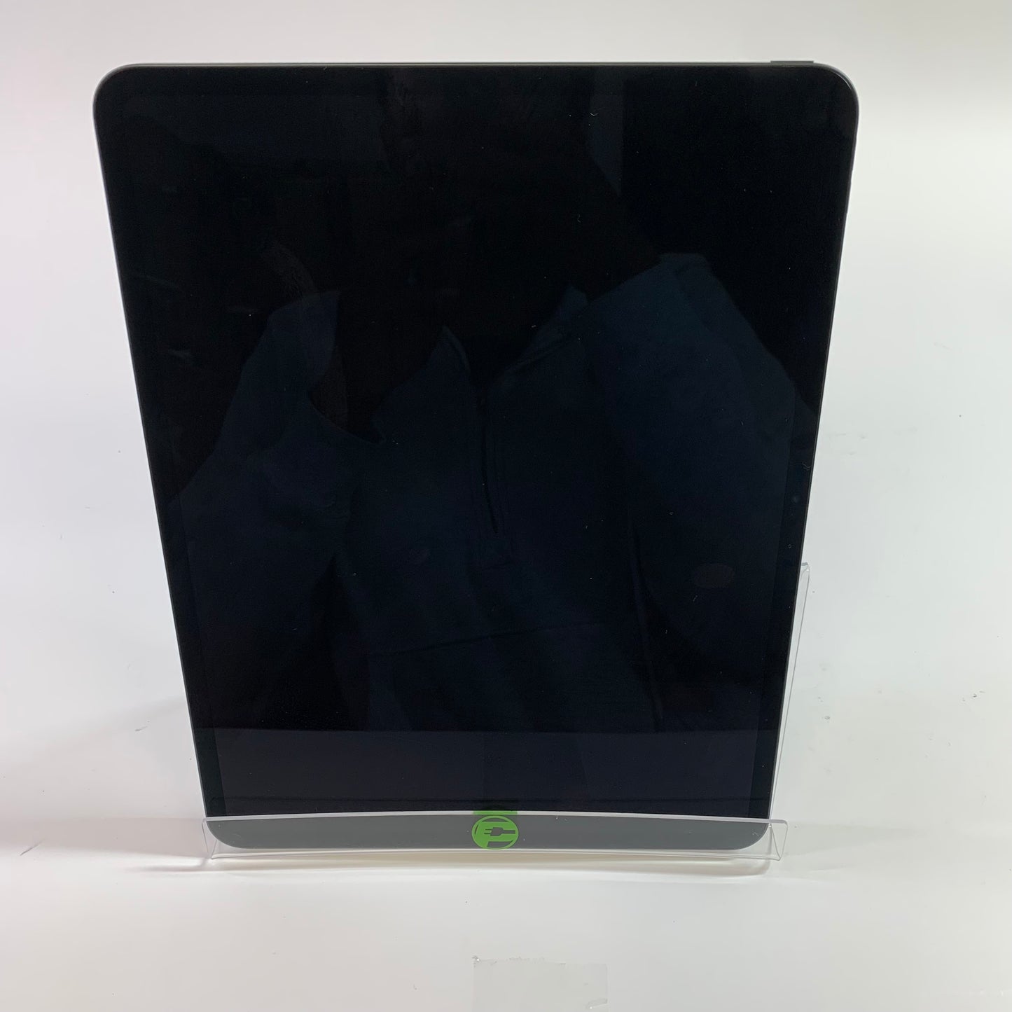 WiFi Only Apple iPad Pro 13" M4 256GB Space Black MVX23LL/A w/ Magic Keyboard